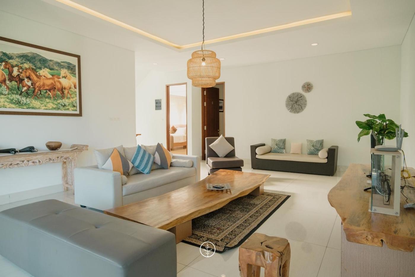 Narwastu Hill View Villa 6 Bedrooms With A Private Swimming Pool 반둥 외부 사진