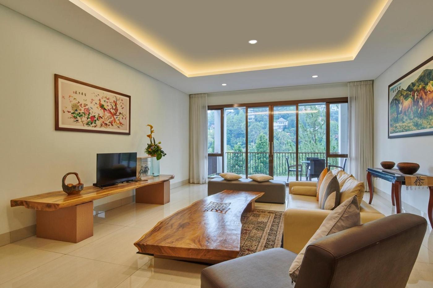 Narwastu Hill View Villa 6 Bedrooms With A Private Swimming Pool 반둥 외부 사진