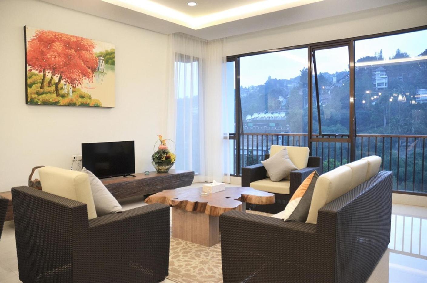 Narwastu Hill View Villa 6 Bedrooms With A Private Swimming Pool 반둥 외부 사진