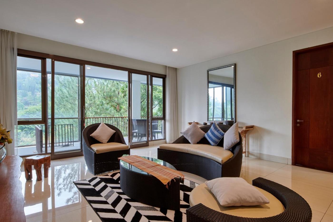 Narwastu Hill View Villa 6 Bedrooms With A Private Swimming Pool 반둥 외부 사진